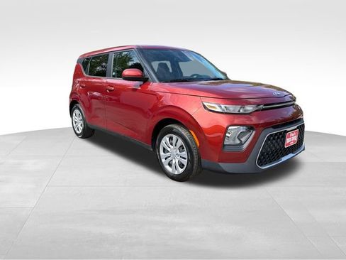 Used 2021 Kia Soul LX FWD image 1