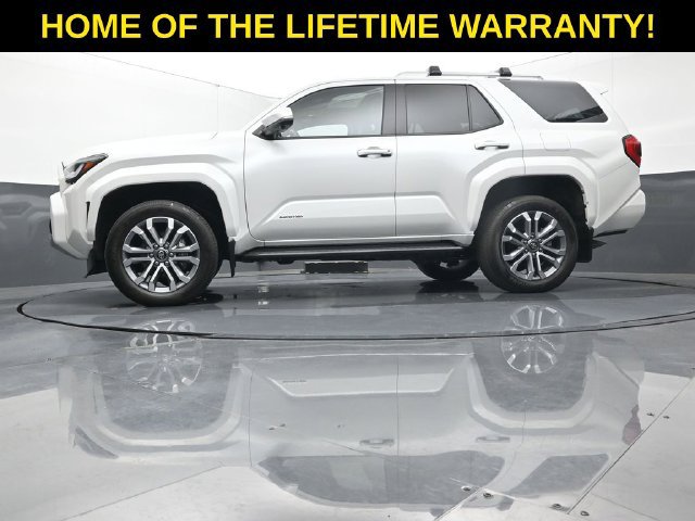 Used 2025 Toyota 4Runner Limited AWD/4WD image 49