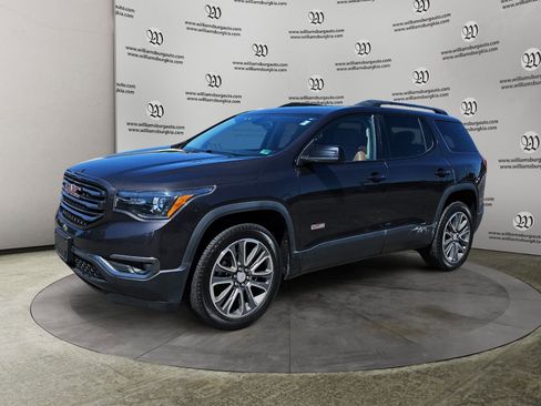 Used 2017 GMC Acadia SLT AWD/4WD image 1