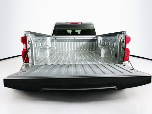 Used 2023 Chevrolet Silverado 1500 LT AWD/4WD image 27
