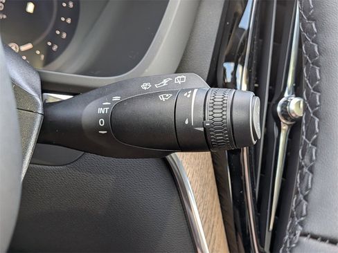 New 2026 Volvo XC60 B5 Plus w/ Protection Package Premier image 36