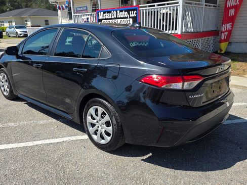 Used 2020 Toyota Corolla LE image 8