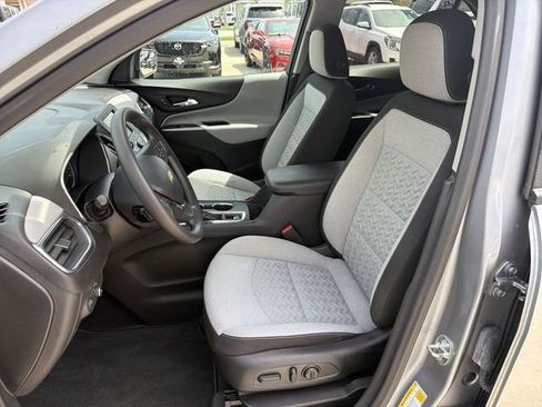 Certified 2024 Chevrolet Equinox LS w/ LS Convenience Package FWD image 13