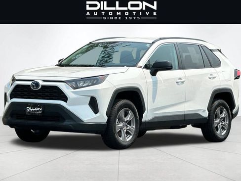 Used 2022 Toyota RAV4 LE AWD/4WD image 8