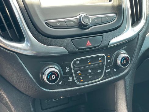 Used 2020 Chevrolet Equinox LT AWD/4WD image 15