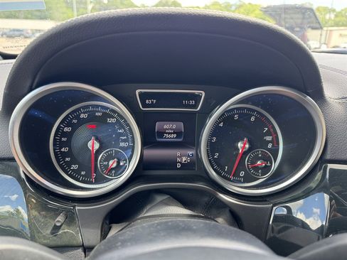 Used 2017 Mercedes-Benz GLS 450 4MATIC image 7