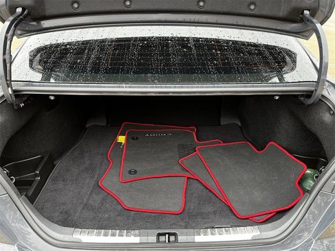 Used 2025 Toyota Camry XSE image 28