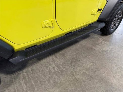Certified 2023 Jeep Wrangler Unlimited Sport image 8