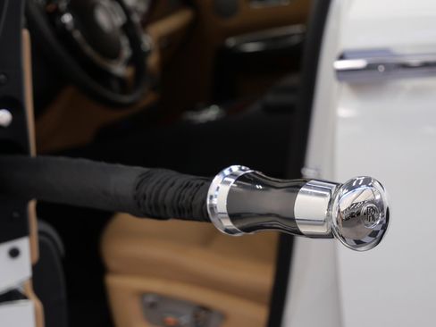 Used 2013 Rolls-Royce Ghost RWD image 37