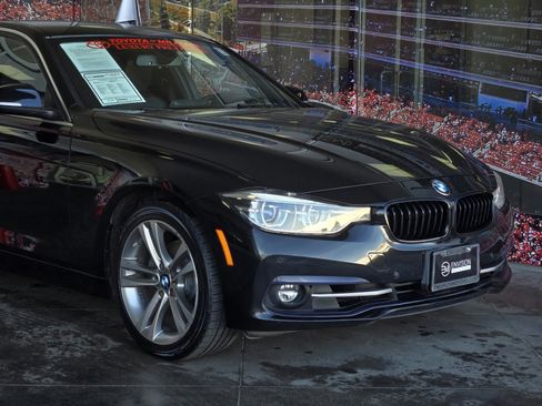 Used 2018 BMW 330i Sedan image 2