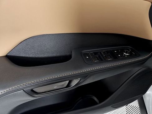 Used 2025 Lexus RX 350 Premium w/ Accessory Package (Z1) FWD image 13