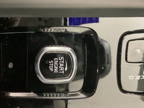 New 2026 Volvo XC60 B5 Plus w/ Climate Package image 29