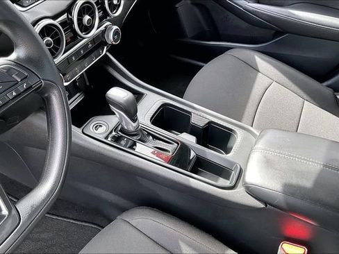 Certified 2025 Nissan Sentra S FWD image 17