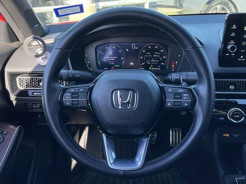 Used 2025 Honda Civic Sport image 16