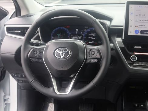 Used 2026 Toyota Corolla Cross XLE w/ Convenience Package AWD/4WD image 26