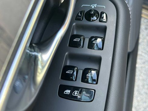 Used 2025 Volvo XC90 B6 Ultra w/ Protection Package image 30