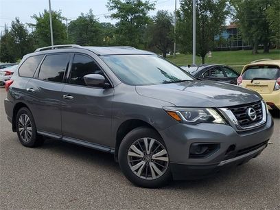 Used 2019 Nissan Pathfinder S