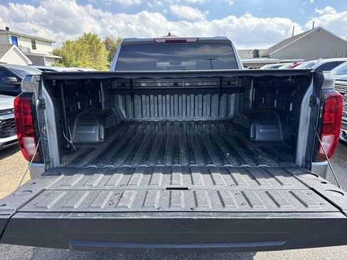 Used 2023 GMC Sierra 1500 Elevation image 10