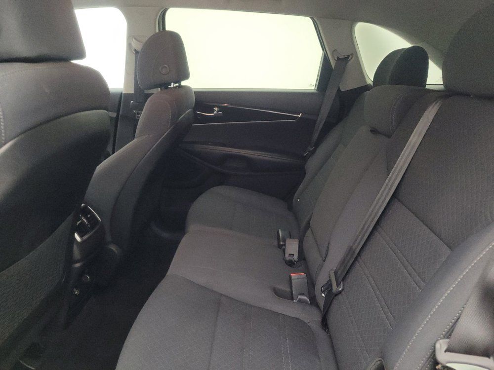Used 2017 Kia Sorento FWD w/ LX Convenience Package image 18