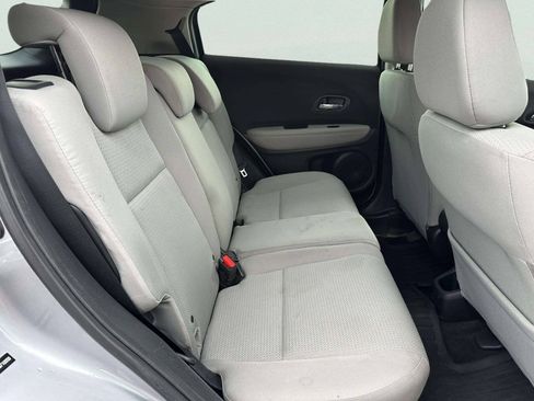 Used 2019 Honda HR-V LX image 29