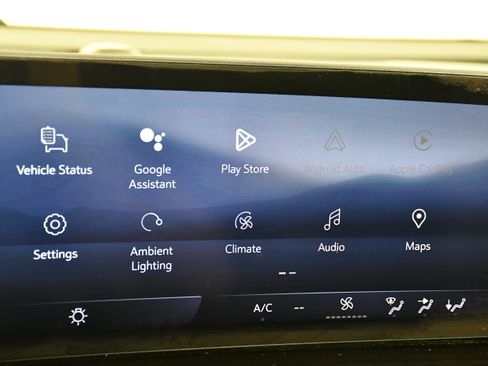 Used 2024 Buick Envision Preferred image 27