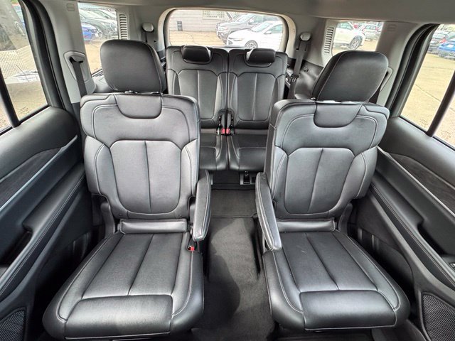 Used 2023 Jeep Grand Cherokee L Limited AWD/4WD image 15