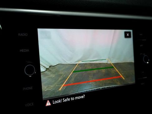 Used 2023 Volkswagen Atlas SEL Premium AWD/4WD image 25