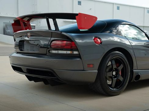 Used 2009 Dodge Viper ACR RWD image 96