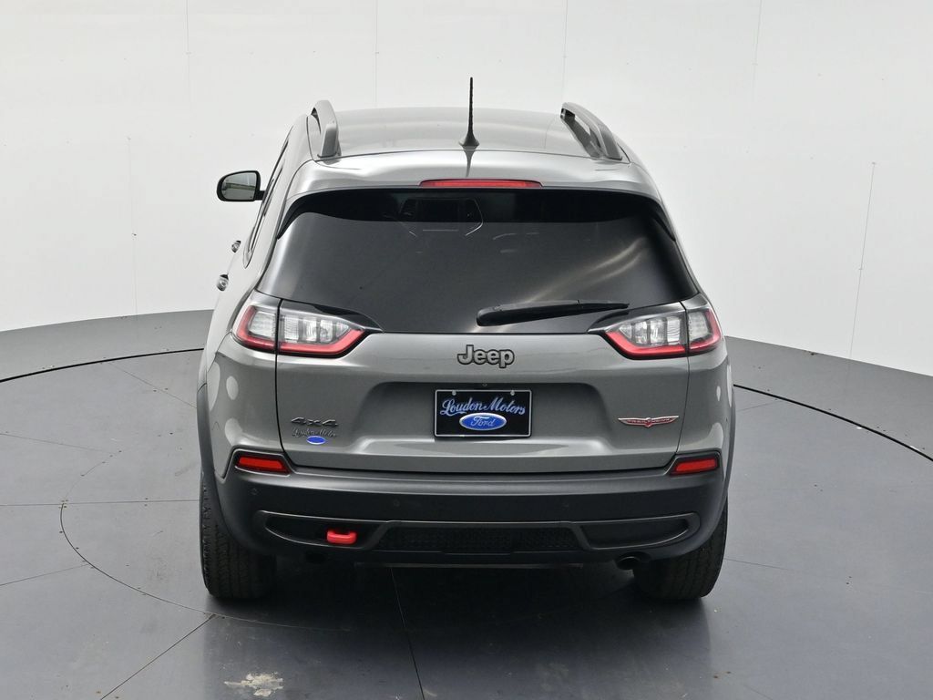 Used 2019 Jeep Cherokee Trailhawk w/ Cold Weather Group AWD/4WD image 39