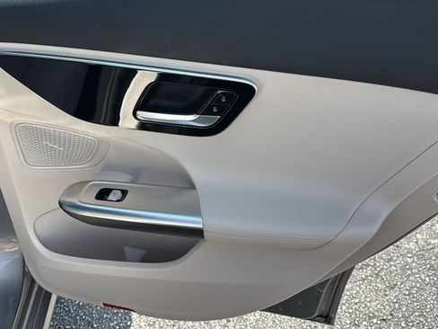 Used 2022 Mercedes-Benz C 300 Sedan image 13
