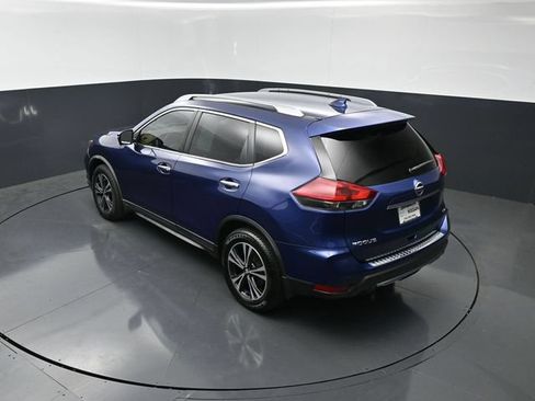 Used 2020 Nissan Rogue SV w/ Premium Package FWD image 18