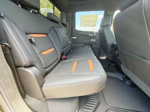 New 2026 GMC Sierra 1500 AT4 w/ AT4 Premium Package AWD/4WD image 14