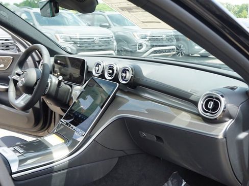 New 2025 Mercedes-Benz C 300 4MATIC Sedan image 31
