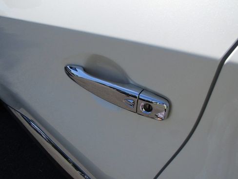 Used 2021 Nissan Murano SL image 38