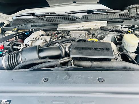 Used 2017 GMC Sierra 2500 Denali w/ Duramax Plus Package image 39