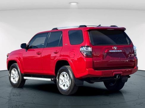 Used 2021 Toyota 4Runner SR5 image 8