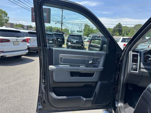 Used 2016 RAM 1500 Big Horn AWD/4WD image 17
