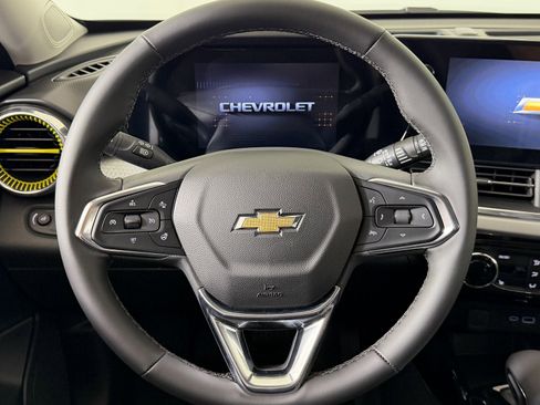 New 2026 Chevrolet Trax LT w/ Driver Confidence Package image 10