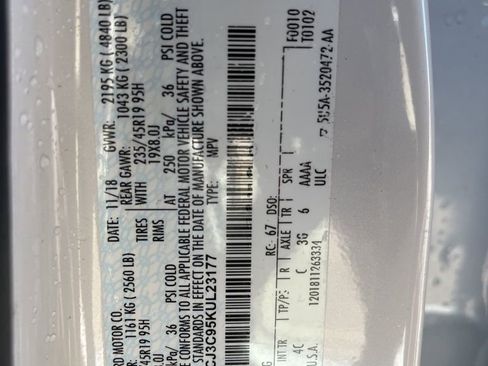 Used 2019 Lincoln MKC Reserve image 9