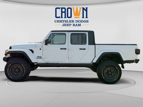 Used 2021 Jeep Gladiator Sport AWD/4WD image 6