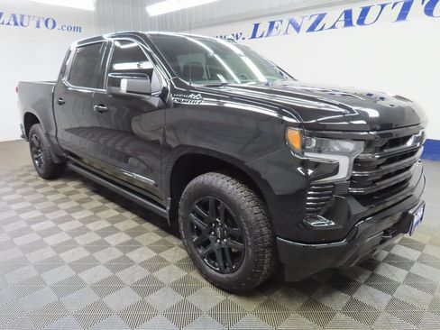 Used 2025 Chevrolet Silverado 1500 High Country w/ Midnight Edition image 3