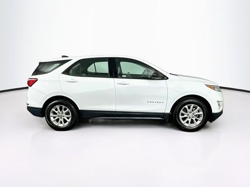 Used 2019 Chevrolet Equinox LS FWD image 10