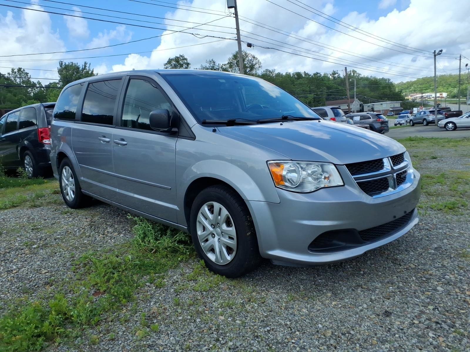 Used 2017 Dodge Grand Caravan SE w/ Power Window Group FWD image 1