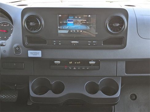 Used 2024 Mercedes-Benz Sprinter 144 Cargo image 19