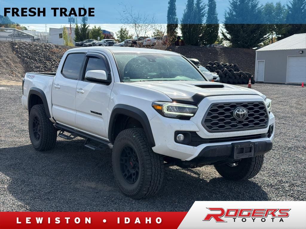 Certified 2022 Toyota Tacoma TRD Off-Road w/ TRD Premium Off Road Package AWD/4WD image 1