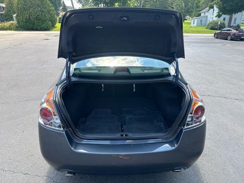 Used 2011 Nissan Altima 2.5 S FWD image 15