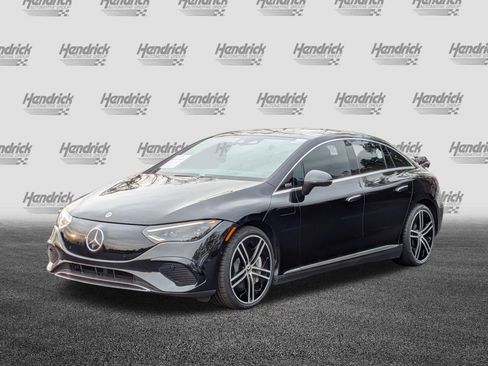 Used 2023 Mercedes-Benz EQE 500 4MATIC Sedan image 5