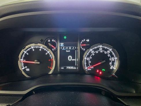 Used 2020 Toyota 4Runner Limited image 18