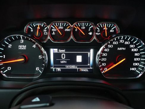 Used 2018 GMC Yukon SLT w/ Premium Edition image 36