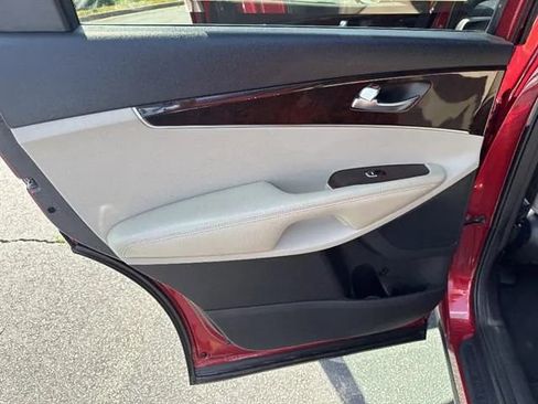 Used 2018 Kia Sorento AWD image 13